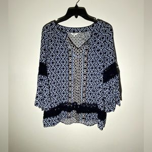 Women’s long sleeve blouse